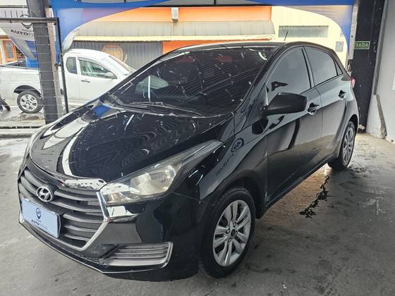 HYUNDAI HB20 1.0 COMFORT PLUS 12V TURBO FLEX 4P MANUAL HYUNDAI HB20 1.0 COMFORT PLUS 12V TURBO FLEX 4P MANUAL